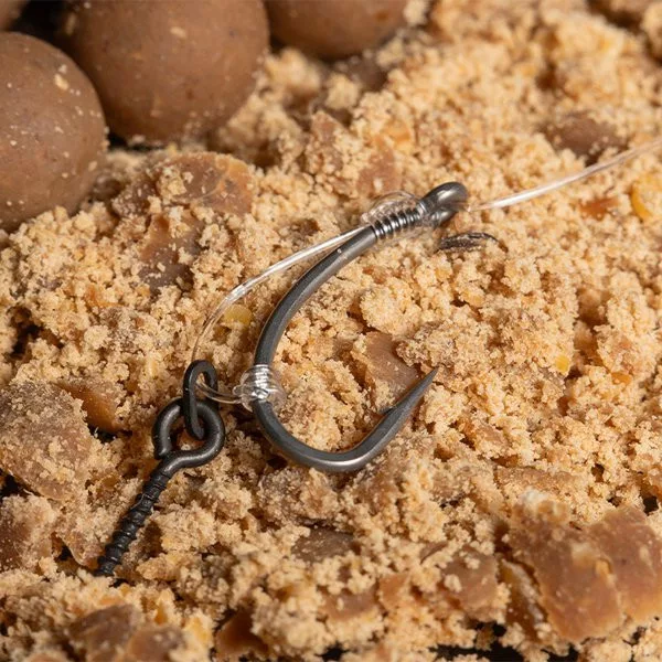 Nash Fluorocarbon D-Rig 8 Z oczkiem, bez zadziora, haczyk wiązany